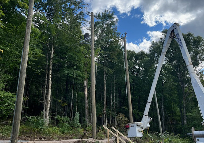 Action RL Electrique, vente et installation de poteaux.