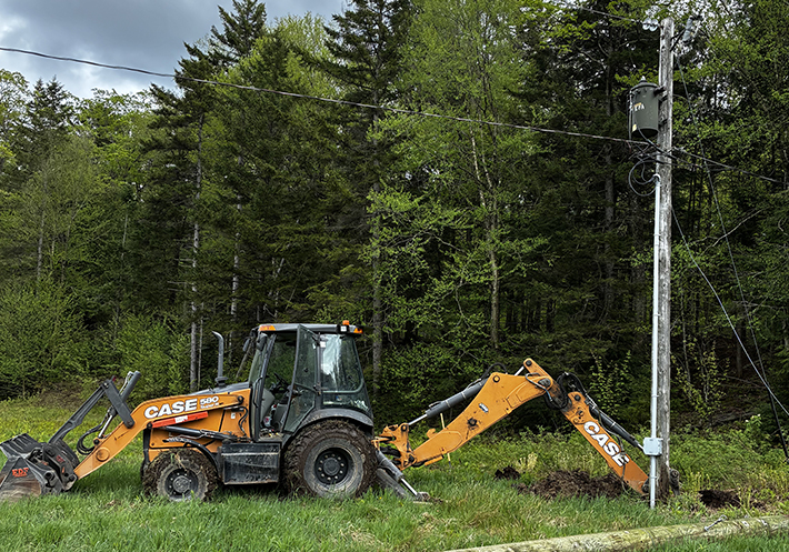 Action RL Electrique, vente et installation de poteaux.
