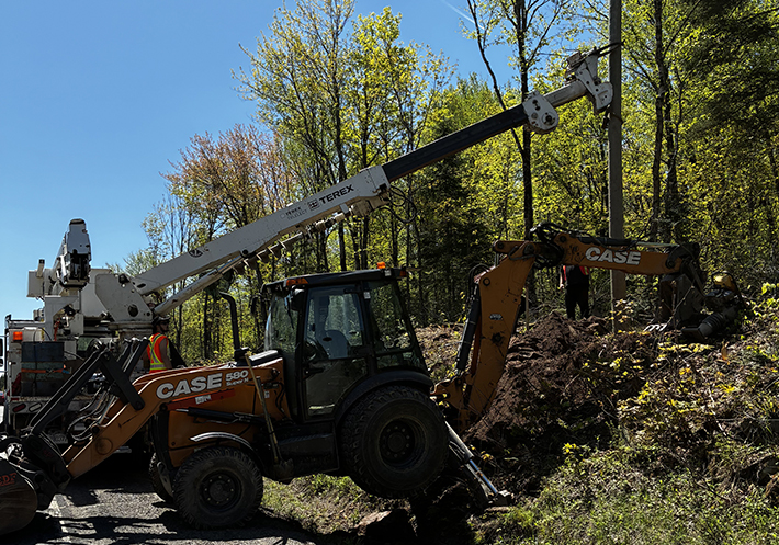 Action RL Electrique, vente et installation de poteaux.